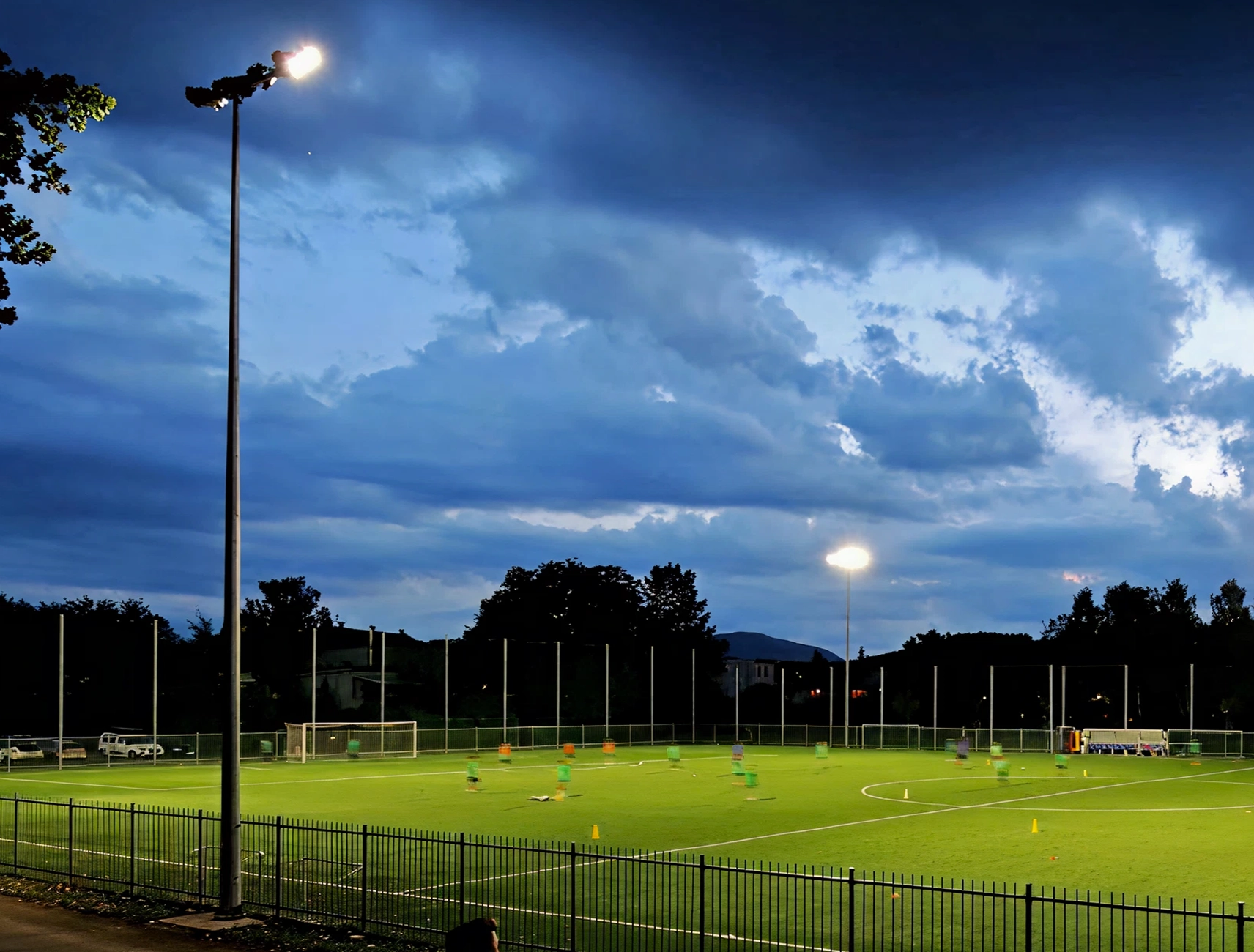 Močna svetloba, tam kjer je res potrebna